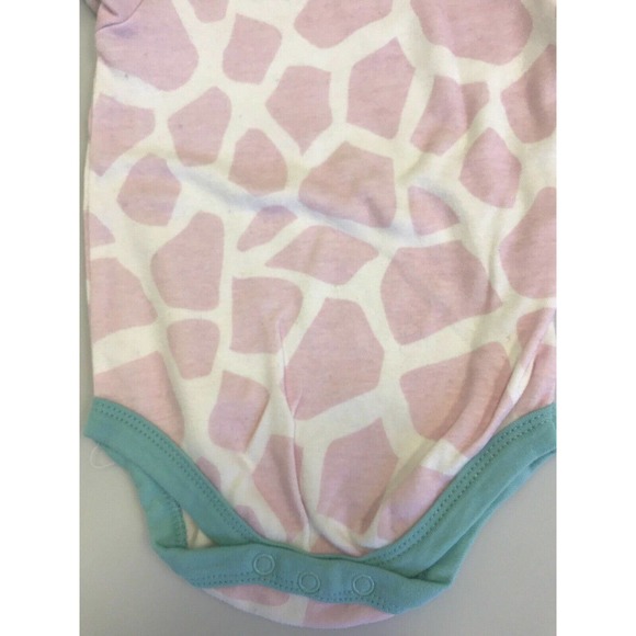 Chicka Chicka Boom Baby Girl's Pink Ruffle Outfit size 6-9 months - Picture 11 of 11